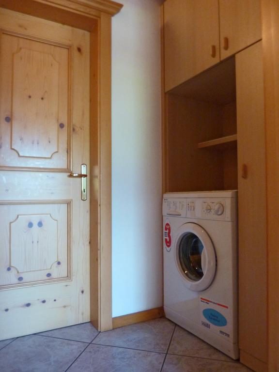 Appartamenti Majon Sotroi Campitello di Fassa Kültér fotó