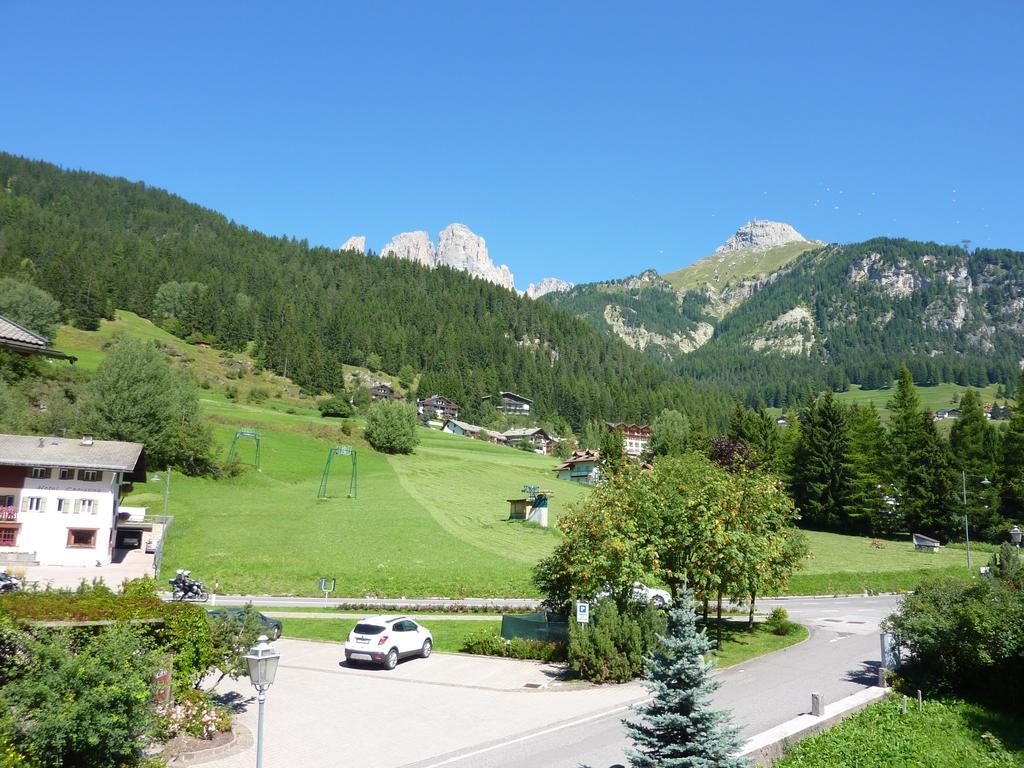 Appartamenti Majon Sotroi Campitello di Fassa Kültér fotó