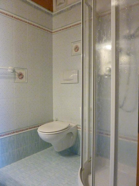 Appartamenti Majon Sotroi Campitello di Fassa Szoba fotó