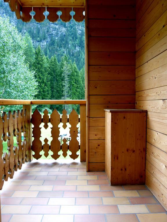 Appartamenti Majon Sotroi Campitello di Fassa Kültér fotó